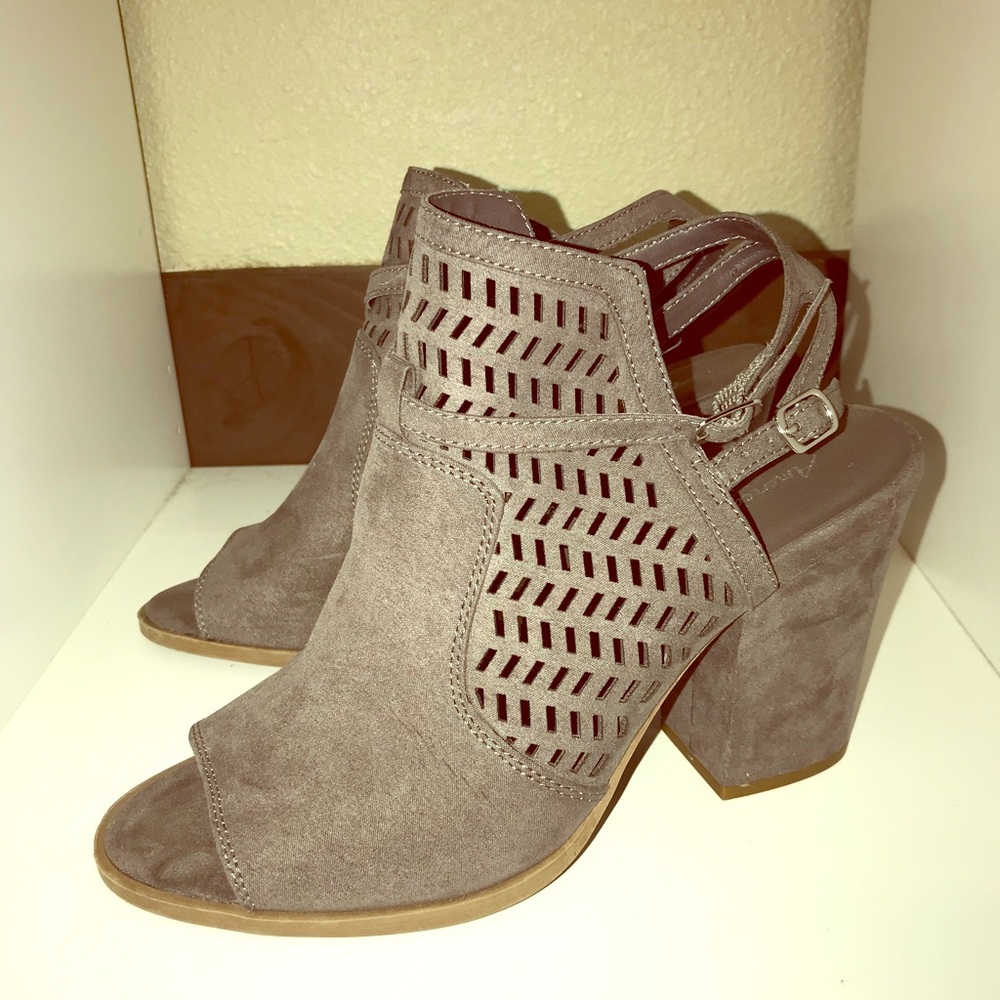 Size 10 Grey booties